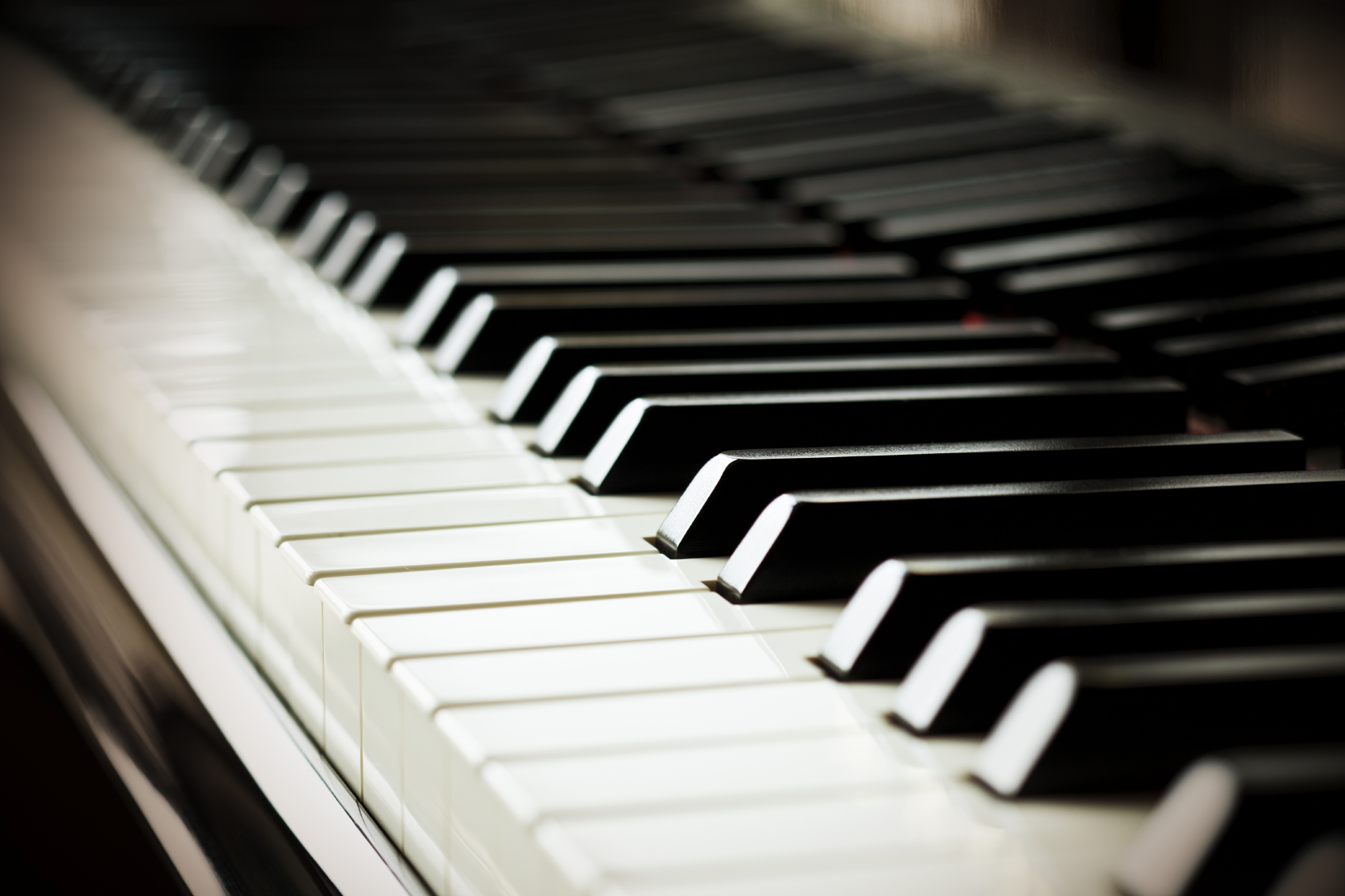 Como tocar piano: manual prático para iniciantes